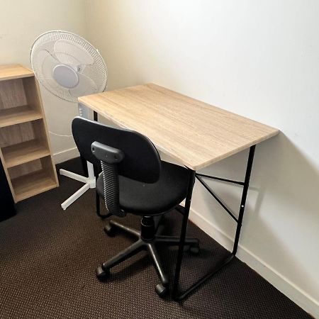 Single Room #1 Or #3 - Homestay Family Home - No Breakfast Hamilton Exterior foto