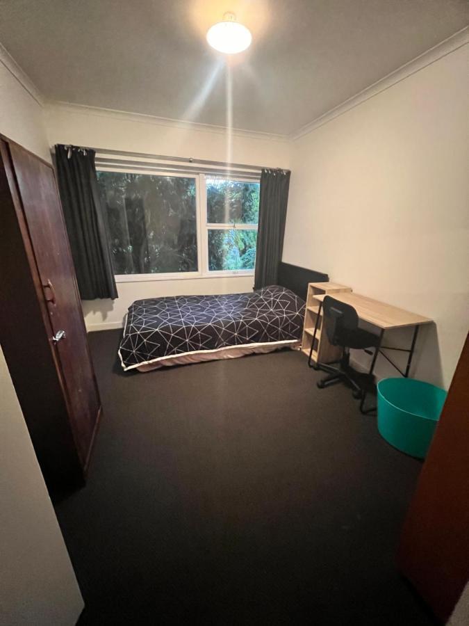 Single Room #1 Or #3 - Homestay Family Home - No Breakfast Hamilton Exterior foto